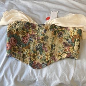 Cider Floral Print Crop Top